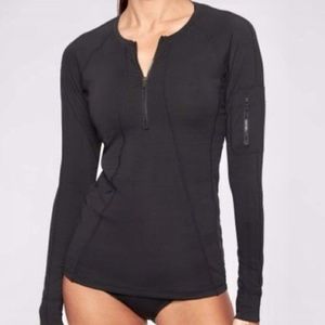 Athleta Rashguard- Contoured Heather Top in Black